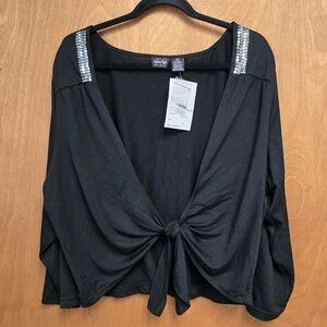 🟦NWT FreeStyle Black Shrug